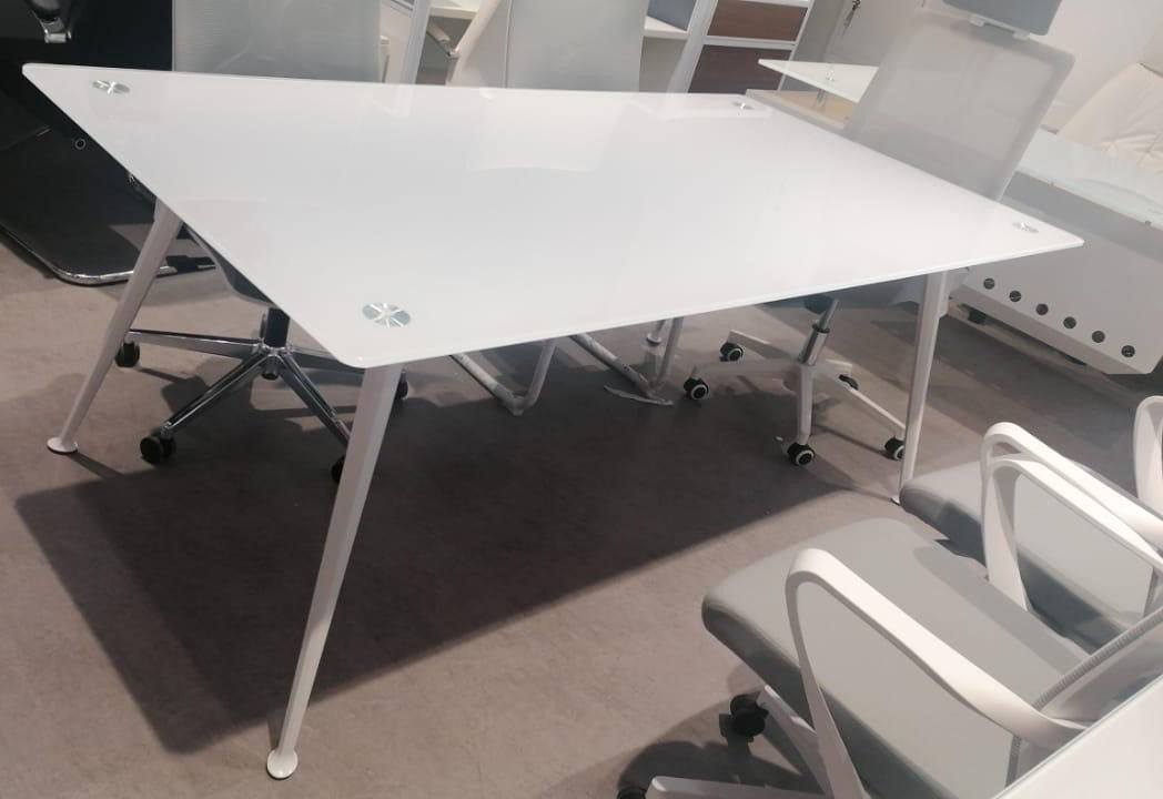 Tempered Glass Meeting Table